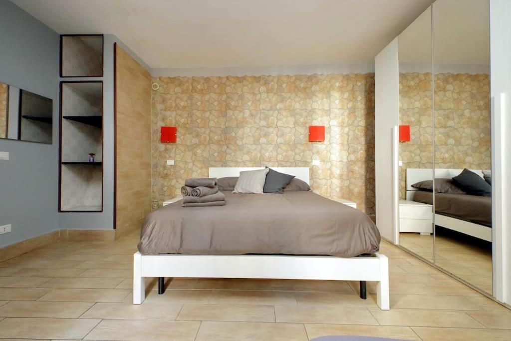 Vatican Flat Spacious Cozy With Court Rome Bagian luar foto