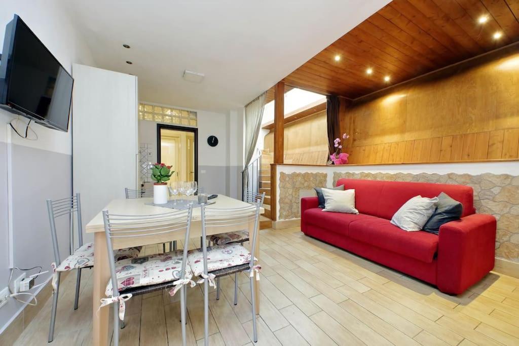 Vatican Flat Spacious Cozy With Court Rome Bagian luar foto