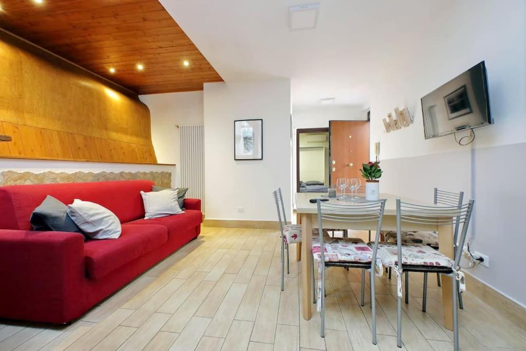 Vatican Flat Spacious Cozy With Court Rome Bagian luar foto